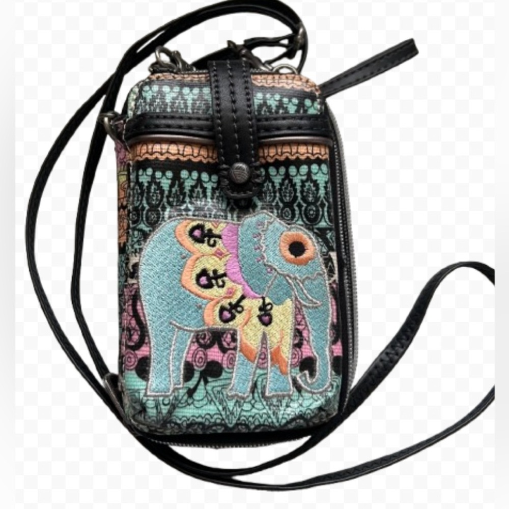 Sakroots Elephant Embroidered Crossbody Wristlet Boho Tribal Bag NWOT
